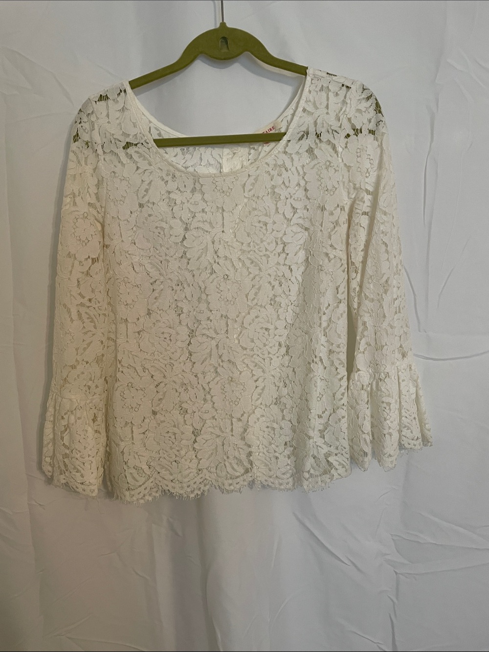 Solitaire White Lace Bell-Sleeve Scoop Neck Blouse
